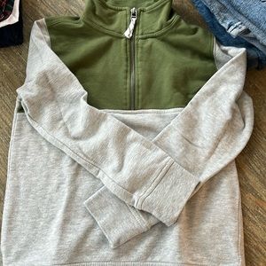 Boys half zip sweatshirt from crewcuts, barely worn